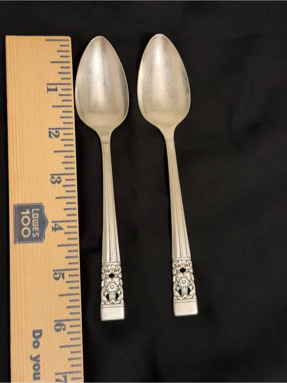 Vintage 1936 Oneida Silver Plate Coronation Pattern 6” Teaspoon (2)